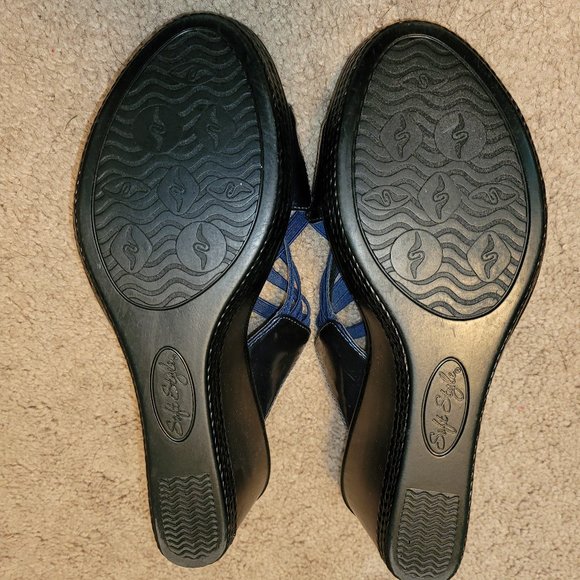 FINAL PRICE Hush Puppies Navy Elastic Strappy Wedge Sandals 9 - Picture 7 of 7